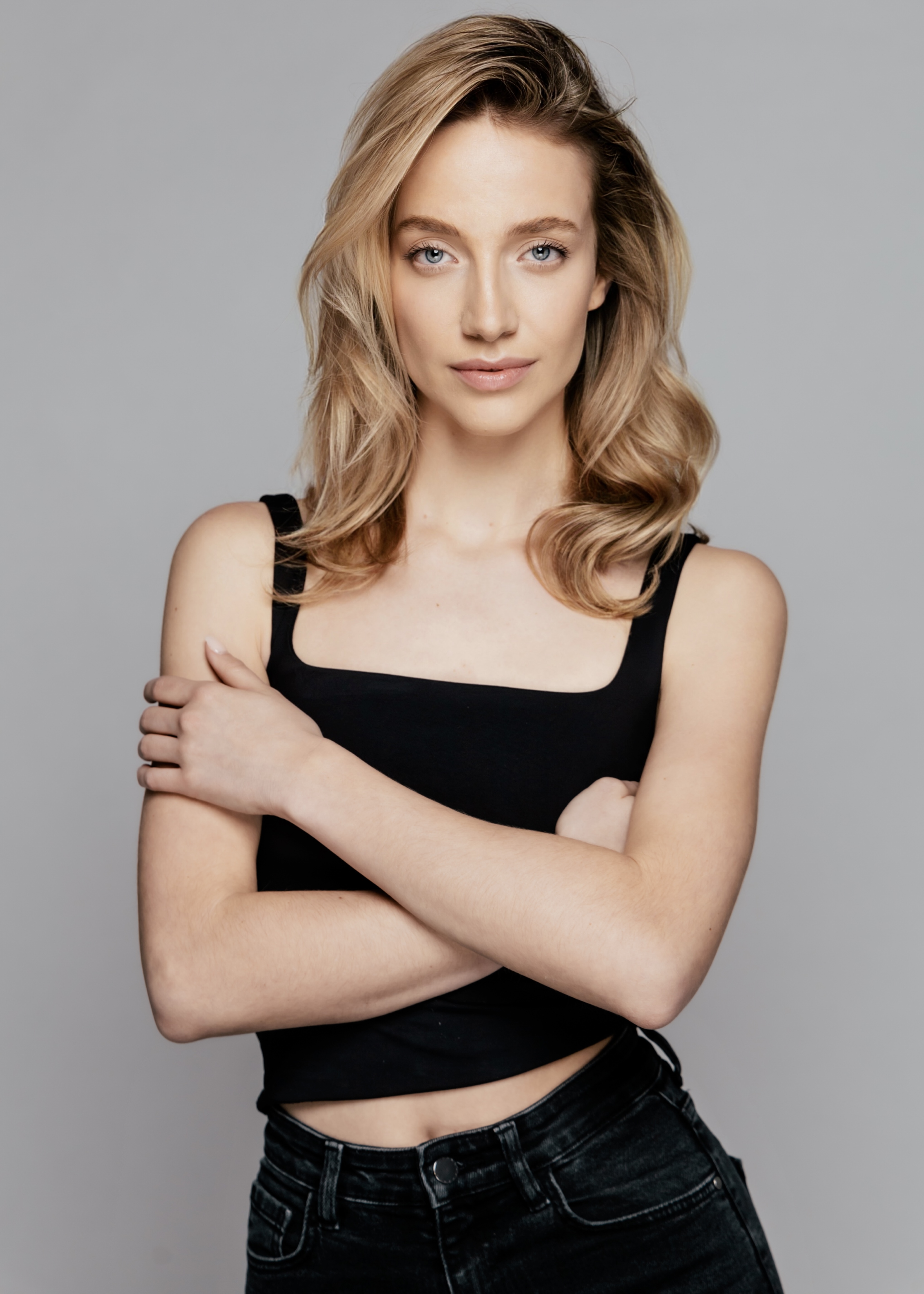 Anna Richter — Pola
